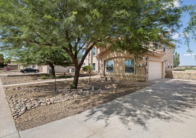 Photo 2 of Single family home for sale at 6013 Valle Espanola Ln, El Paso, TX 79932 | MLS# 951123 | Listing updated on 2026-09-14