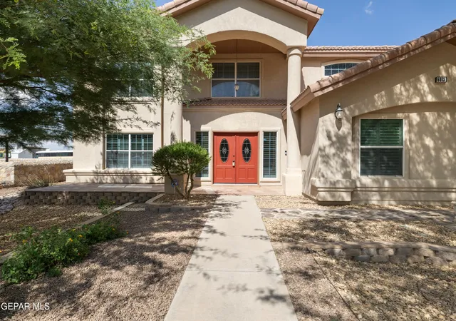 Photo 3 of Single family home for sale at 6013 Valle Espanola Ln, El Paso, TX 79932 | MLS# 951123 | Listing updated on 2026-09-14