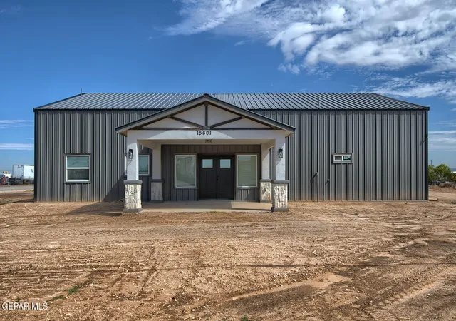 Photo 1 of Single family home for sale at 15601 Newkirk Rd, El Paso, TX 79928 | MLS# 951207 | Listing updated on 2026-10-06