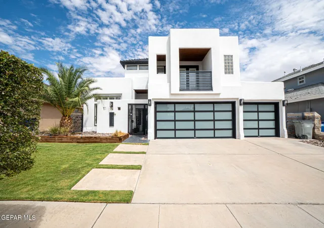 Photo 3 of Single family home for sale at 12641 Crystal Ridge St, El Paso, TX 79938 | MLS# 951170 | Listing updated on 2026-09-22