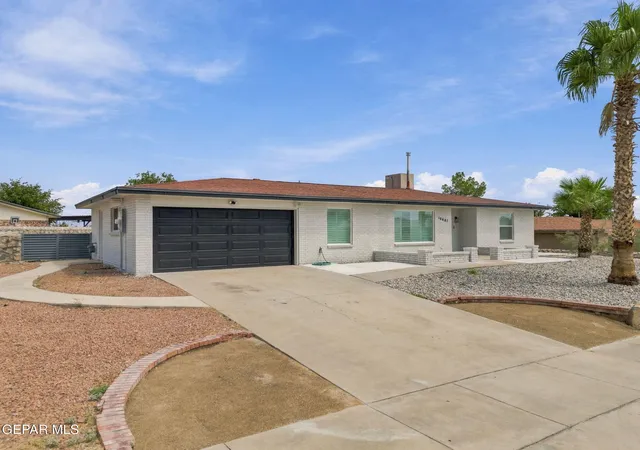 Photo 2 of Single family home for sale at 10607 Havenrock Dr, El Paso, TX 79935 | MLS# 951340 | Listing updated on 2026-10-08
