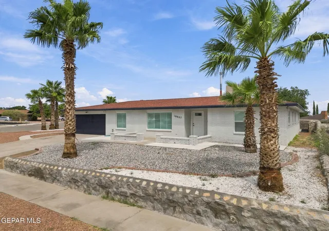 Photo 3 of Single family home for sale at 10607 Havenrock Dr, El Paso, TX 79935 | MLS# 951340 | Listing updated on 2026-10-08