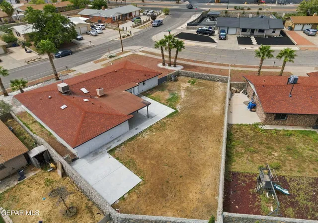 Photo 40 of Single family home for sale at 10607 Havenrock Dr, El Paso, TX 79935 | MLS# 951340 | Listing updated on 2026-10-08