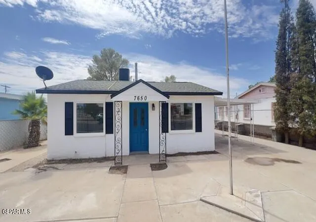 Single family home for sale at 7650 Hacienda Ave, El Paso, TX 79915 | MLS# 951217