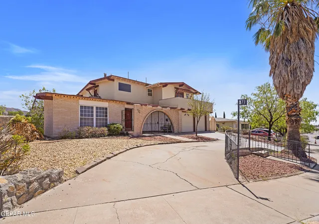 Photo 3 of Single family home for sale at 71 Northwind Dr, El Paso, TX 79912 | MLS# 951216 | Listing updated on 2026-10-06