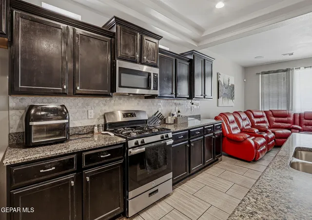 Photo 4 of Single family home for sale at 12616 Keitha Adams Dr, Horizon City, TX 79928 | MLS# 951223 | Listing updated on 2026-10-10