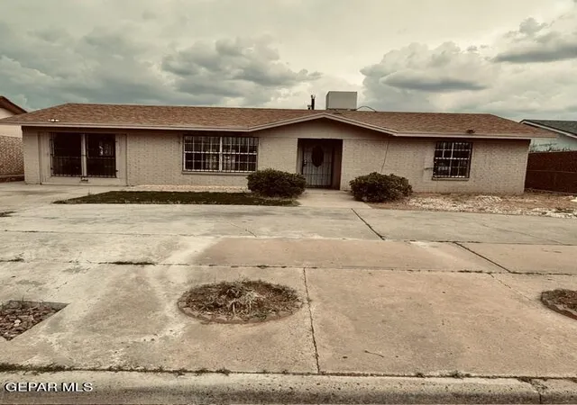 Photo 1 of Single family home for sale at 10824 Gemstone St, El Paso, TX 79924 | MLS# 951368 | Listing updated on 2026-09-17