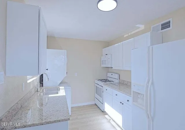 Photo 3 of Multi family home for sale at 4433 E Yandell Dr #A & B, El Paso, TX 79903 | MLS# 951316 | Listing updated on 2026-09-30