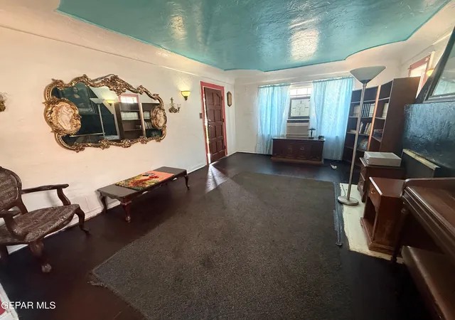 Photo 3 of Sale Pending at 1128 E California Ave, El Paso, TX 79902 | MLS# 951361 | Listing updated on 2026-10-08