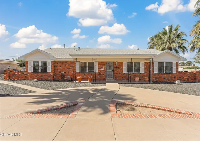 Photo 2 of Single family home for sale at 9000 Mccabe Dr, El Paso, TX 79925 | MLS# 951388 | Listing updated on 2026-10-08