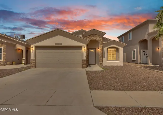 Photo 1 of Sale Pending at 3833 Loma Brisa Dr, El Paso, TX 79938 | MLS# 951381 | Listing updated on 2026-10-27