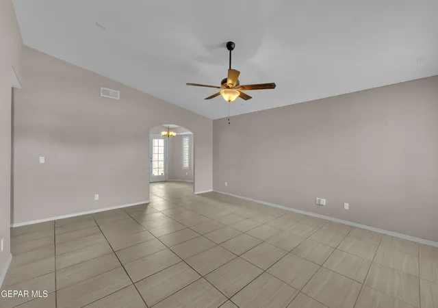 Photo 3 of Sale Pending at 3833 Loma Brisa Dr, El Paso, TX 79938 | MLS# 951381 | Listing updated on 2026-10-27