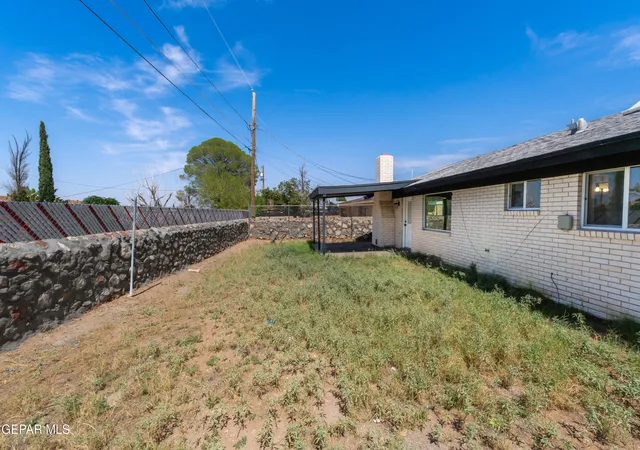 Photo 36 of Single family home for sale at 2021 Solano Dr, El Paso, TX 79935 | MLS# 951398 | Listing updated on 2026-10-08