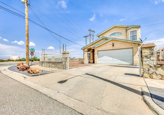 Photo 2 of Single family home for sale at 10928 Reef Sands Dr, El Paso, TX 79924 | MLS# 951428 | Listing updated on 2026-10-10