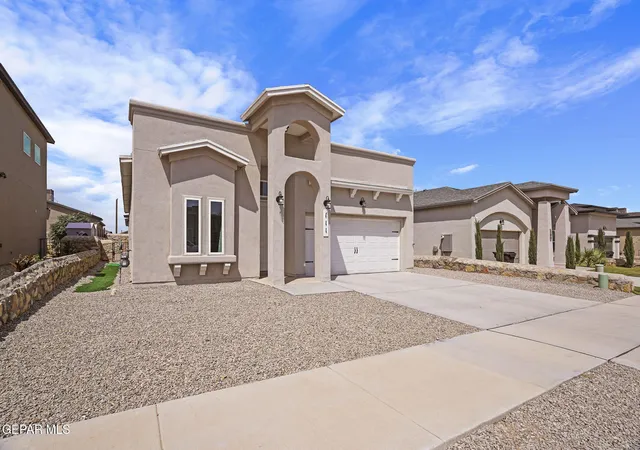 Photo 3 of Single family home for sale at 111 Ruth Trl, Sunland Park, NM 88008 | MLS# 951438 | Listing updated on 2026-09-24