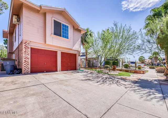 Photo 3 of Single family home for sale at 1720 Firehouse Dr, El Paso, TX 79936 | MLS# 951621 | Listing updated on 2026-09-22