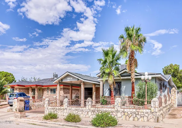 Photo 2 of Single family home for sale at 11387 Beach Front Dr, El Paso, TX 79936 | MLS# 951443 | Listing updated on 2026-10-08