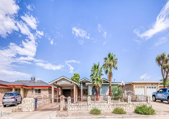 Photo 3 of Single family home for sale at 11387 Beach Front Dr, El Paso, TX 79936 | MLS# 951443 | Listing updated on 2026-10-08