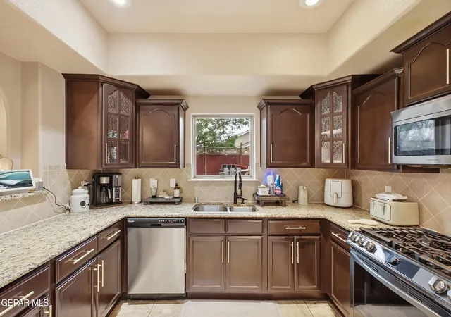 Photo 3 of Single family home for sale at 14349 Owl Point Ave, El Paso, TX 79938 | MLS# 951477 | Listing updated on 2026-10-08