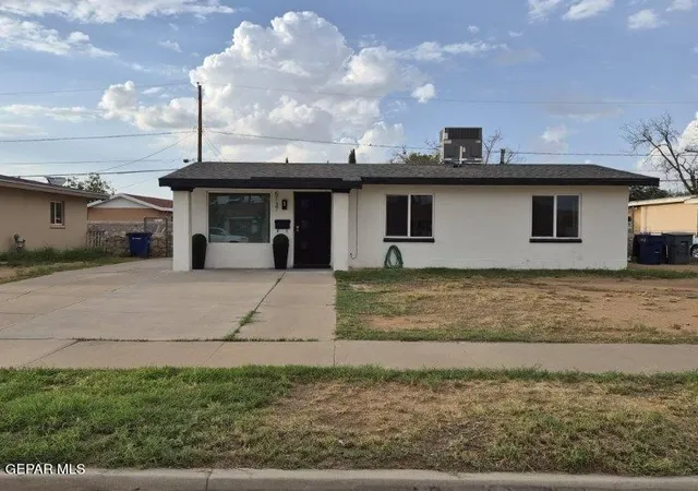 Photo 2 of Single family home for sale at 5137 Debeers Dr, El Paso, TX 79924 | MLS# 951471 | Listing updated on 2026-09-20