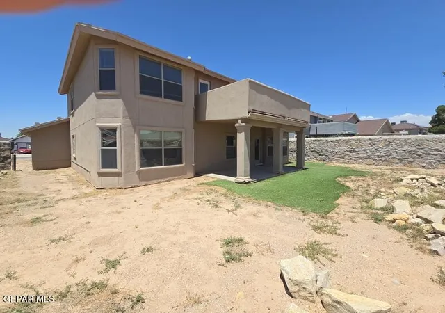 Photo 2 of Sale Pending at 224 Lago Grande Dr, Horizon City, TX 79928 | MLS# 951510 | Listing updated on 2026-10-05