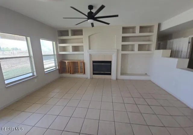 Photo 4 of Sale Pending at 224 Lago Grande Dr, Horizon City, TX 79928 | MLS# 951510 | Listing updated on 2026-10-05