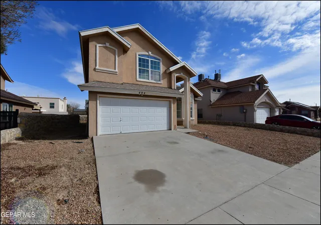 Photo 3 of Single family home for sale at 404 Desert Chicory St, El Paso, TX 79928 | MLS# 951541 | Listing updated on 2026-09-23