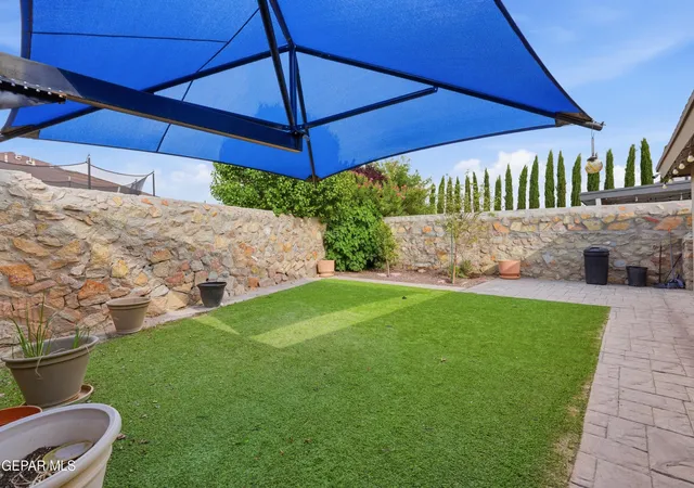 Photo 3 of Single family home for sale at 320 Emerald Woods St, Horizon City, TX 79928 | MLS# 951562 | Listing updated on 2026-09-21