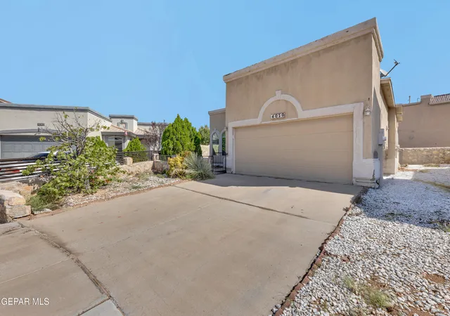Photo 3 of Single family home for sale at 4070 Hueco Land Ln, El Paso, TX 79938 | MLS# 951688 | Listing updated on 2026-09-23