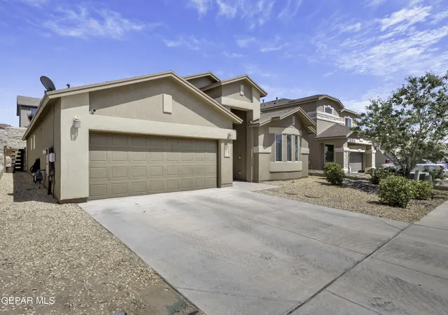 Photo 2 of Single family home for sale at 156 N Halstead Dr, Horizon City, TX 79928 | MLS# 951575 | Listing updated on 2026-09-22