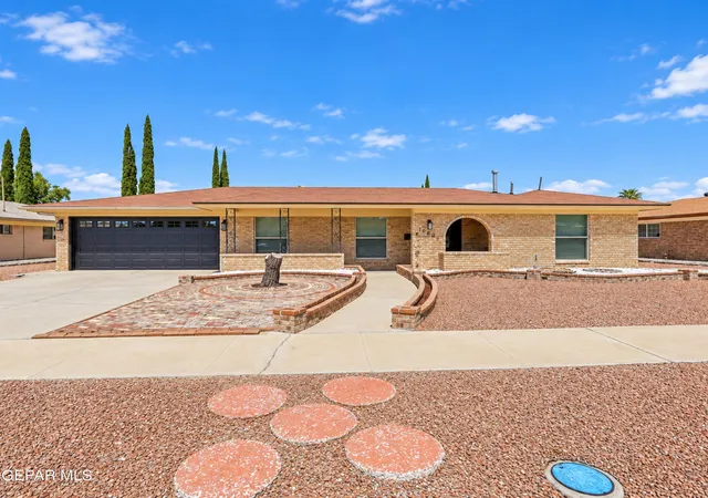 Single family home for sale at 10605 Causeway Dr, El Paso, TX 79935 | MLS# 951714