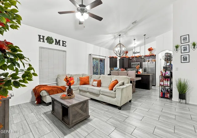 Photo 3 of Single family home for sale at 13321 Tuggle Rd, Horizon City, TX 79928 | MLS# 951603 | Listing updated on 2026-10-28