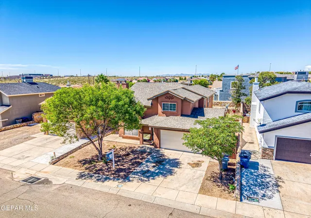 Photo 2 of Single family home for sale at 1421 Fito Hernandez St, El Paso, TX 79928 | MLS# 951647 | Listing updated on 2026-09-23