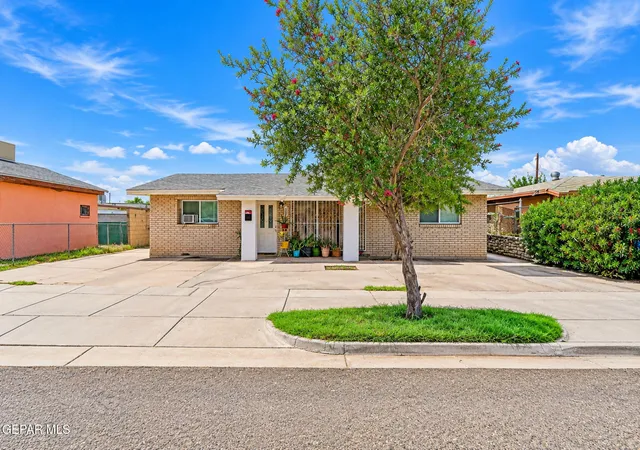 Photo 2 of Single family home for sale at 7088 Yvonne Ct, El Paso, TX 79915 | MLS# 951685 | Listing updated on 2026-10-04
