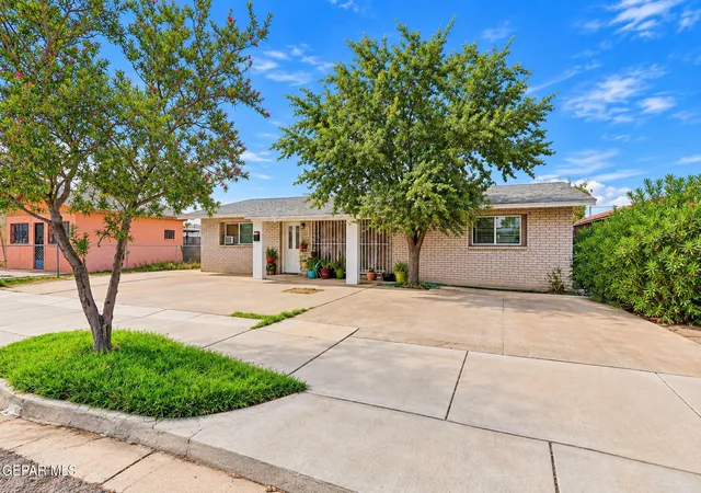 Photo 3 of Single family home for sale at 7088 Yvonne Ct, El Paso, TX 79915 | MLS# 951685 | Listing updated on 2026-10-04