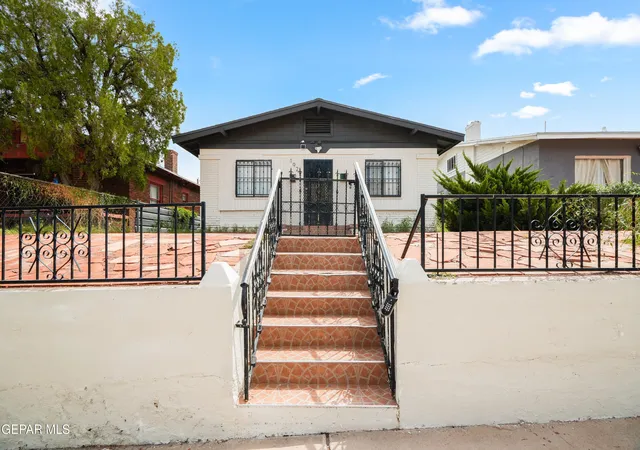Single family home for sale at 1922 Happer St, El Paso, TX 79903 | MLS# 951673