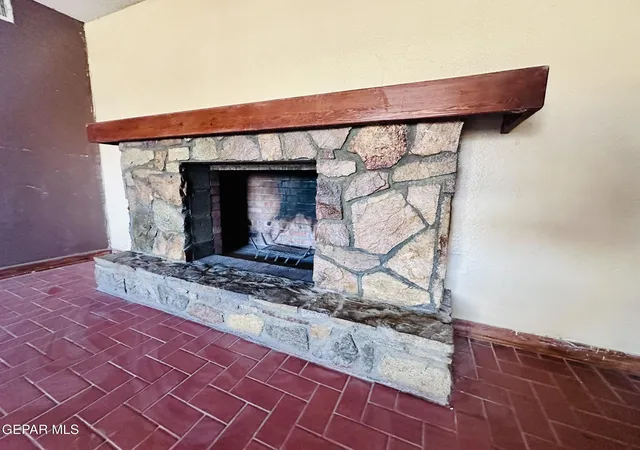 Photo 3 of Single family home for sale at 321 2nd Street, Sunland Park, NM 88063 | MLS# 951660 | Listing updated on 2026-09-23