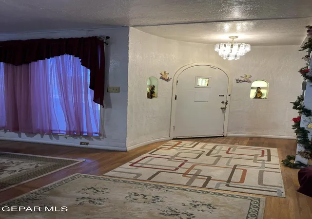Photo 2 of Single family home for sale at 7870 Rosemary St, El Paso, TX 79915 | MLS# 951715 | Listing updated on 2026-09-24
