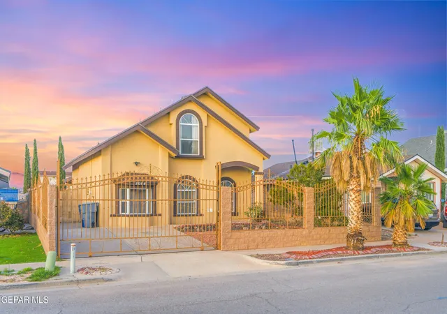 Photo 2 of Single family home for sale at 12064 Castle Keep Cir, El Paso, TX 79936 | MLS# 951743 | Listing updated on 2026-10-05