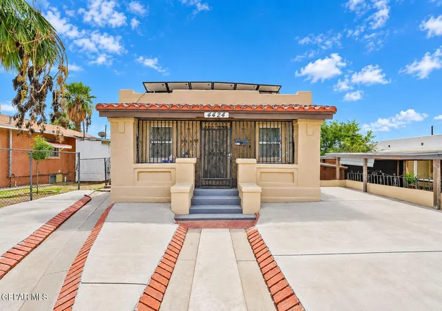 Photo 1 of Multi family home for sale at 4424 Hueco Ave, El Paso, TX 79903 | MLS# 951817 | Listing updated on 2026-09-25