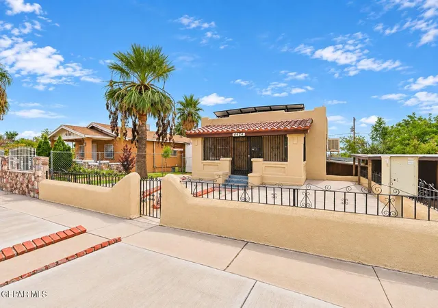 Photo 3 of Multi family home for sale at 4424 Hueco Ave, El Paso, TX 79903 | MLS# 951817 | Listing updated on 2026-09-25