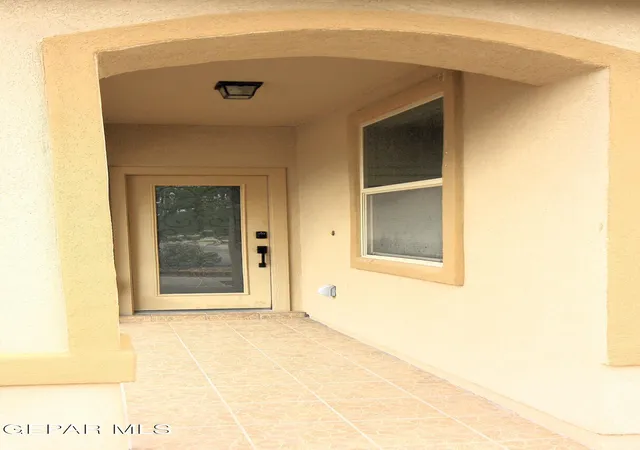 Photo 4 of Single family home for sale at 713 Wycliffe St, El Paso, TX 79928 | MLS# 951766 | Listing updated on 2026-09-26