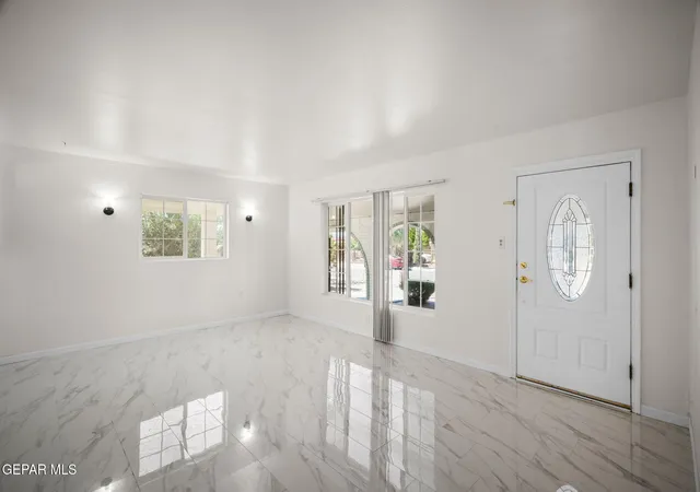 Photo 3 of Single family home for sale at 956 Burgess Dr, El Paso, TX 79907 | MLS# 951792 | Listing updated on 2026-09-30