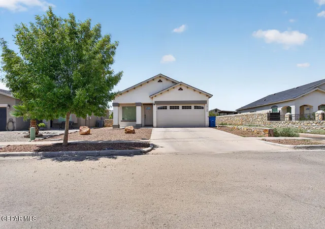Photo 3 of Single family home for sale at 10125 Cyan Valley, Socorro, TX 79927 | MLS# 951839 | Listing updated on 2026-10-28