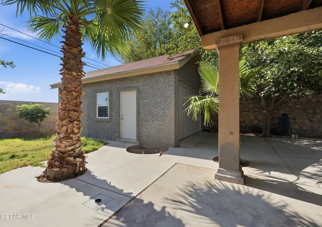 Photo 2 of Single family home for sale at 706 Blake Pl, El Paso, TX 79928 | MLS# 951975 | Listing updated on 2026-10-28
