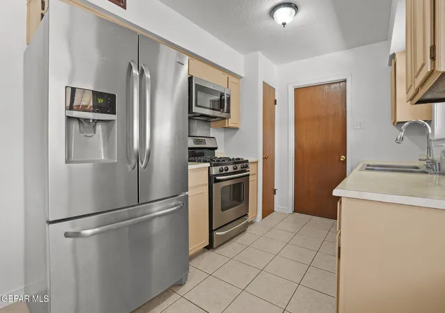 Photo 2 of Single family home for sale at 5008 Greco Ct, El Paso, TX 79924 | MLS# 953196 | Listing updated on 2026-10-27