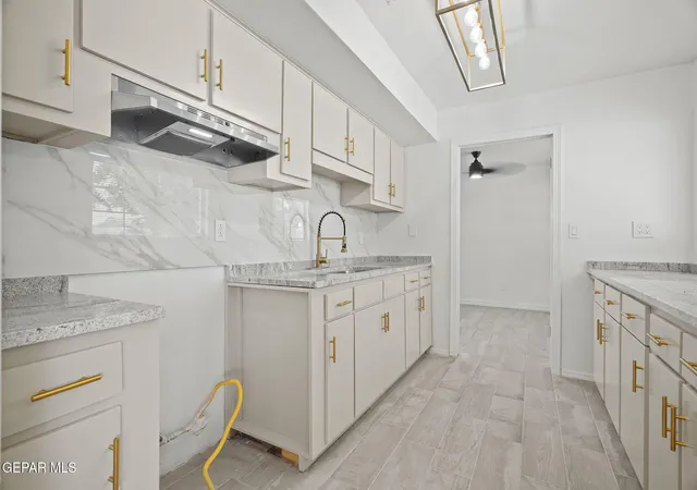 Listing Photo 1 - Condo for sale in building located at 10736 Donna Marie Dr, Socorro, TX 79927