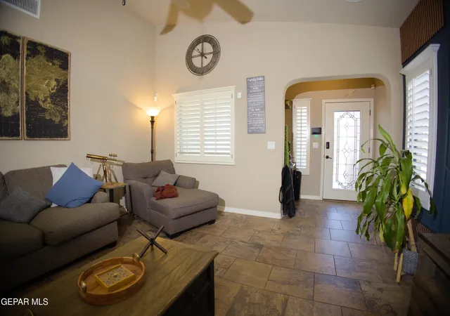 Photo 3 of Single family home for sale at 820 Crathorne St, Horizon City, TX 79928 | MLS# 953208 | Listing updated on 2026-10-26