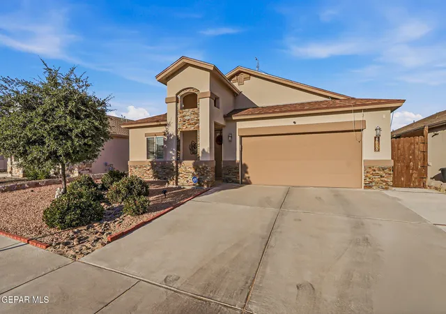 Photo 2 of Single family home for sale at 6045 Copper Hl St, Santa Teresa, NM 88008 | MLS# 952422 | Listing updated on 2026-10-18