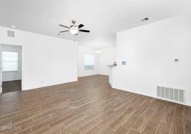 Photo 3 of Single family home for sale at 906 Bromyard, Horizon City, TX 79928 | MLS# 952673 | Listing updated on 2026-10-27